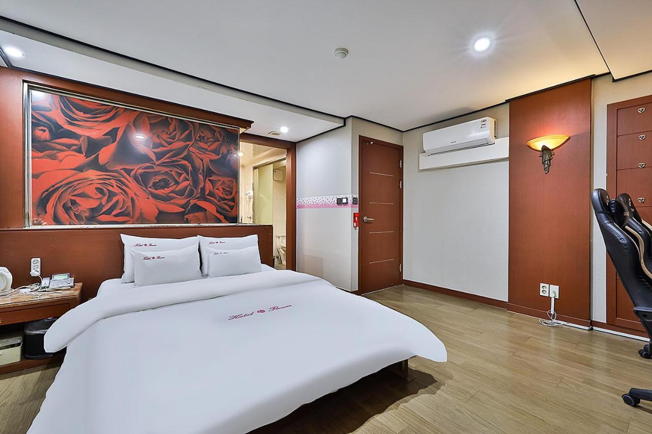Flower Hotel Seoul Exterior photo
