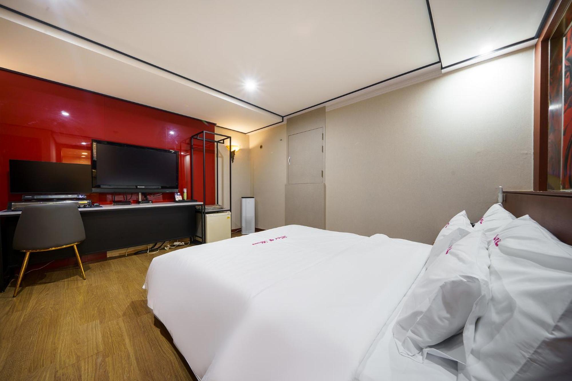 Flower Hotel Seoul Exterior photo