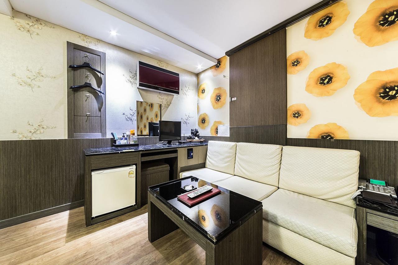 Flower Hotel Seoul Exterior photo